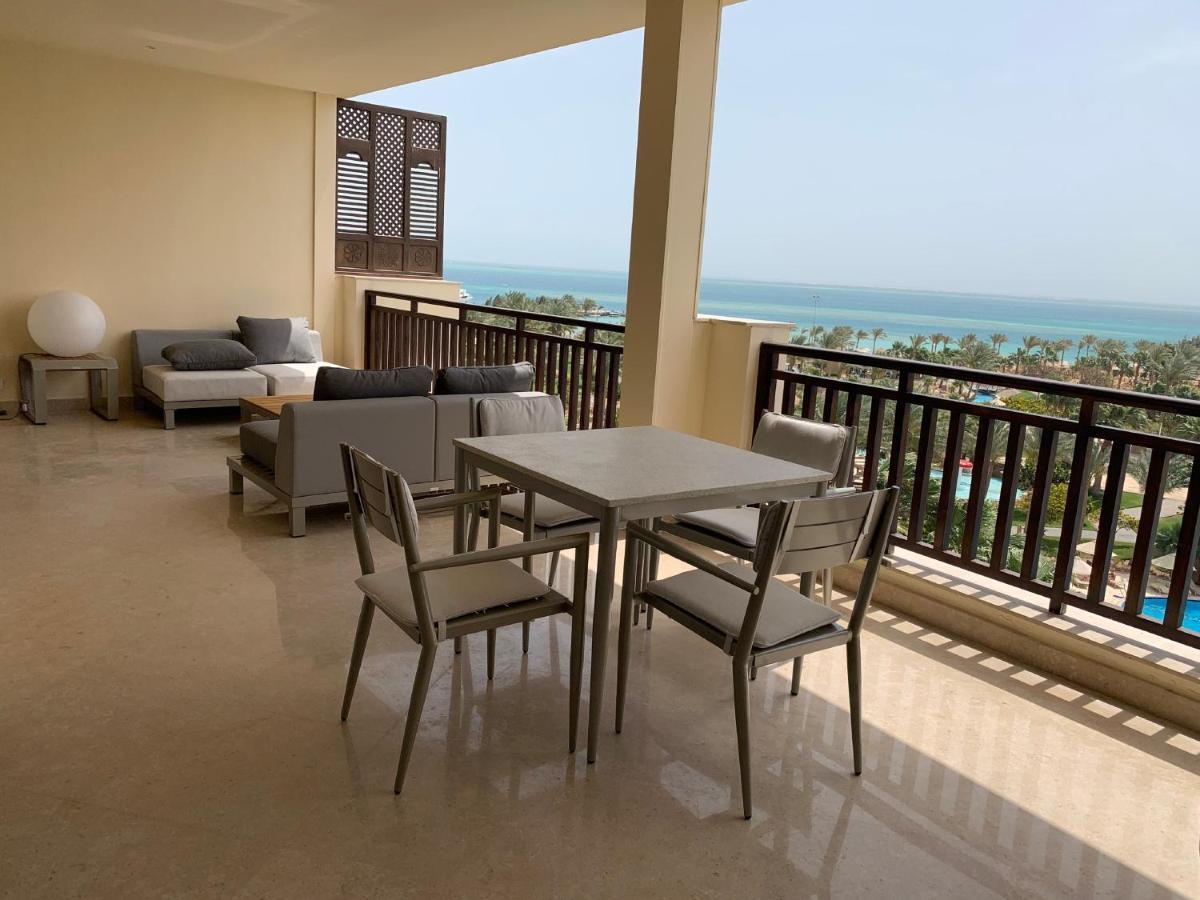 Steigenberger Aldau Beach Hotel Hurghada Esterno foto A balcony