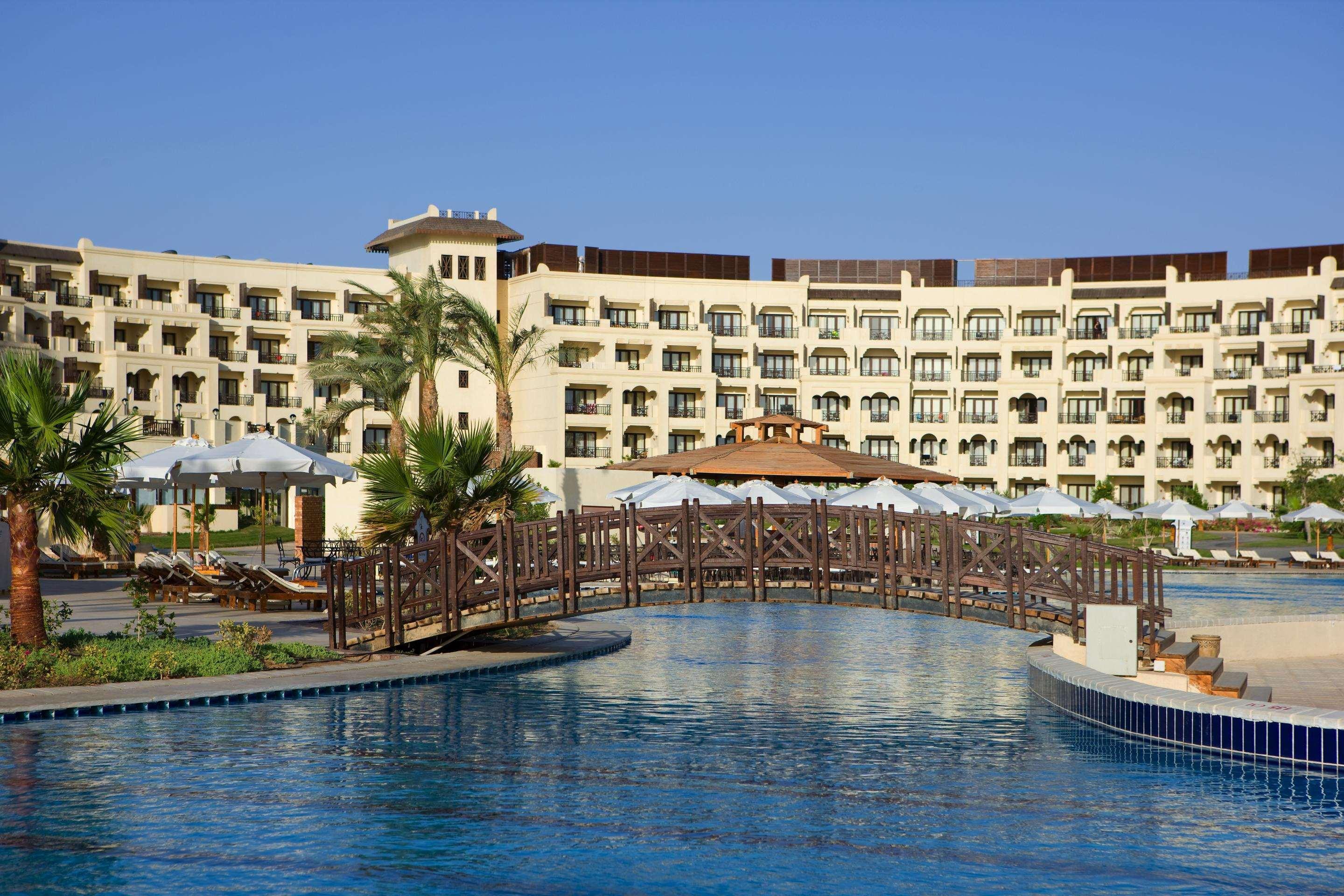 Steigenberger Aldau Beach Hotel Hurghada Esterno foto The resort's main pool