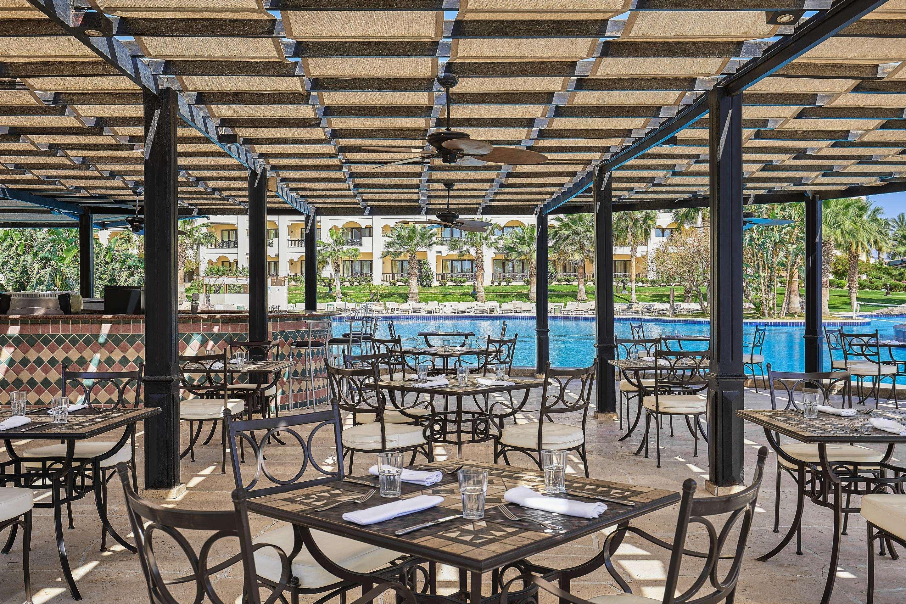 Steigenberger Aldau Beach Hotel Hurghada Esterno foto The Palms Cafe