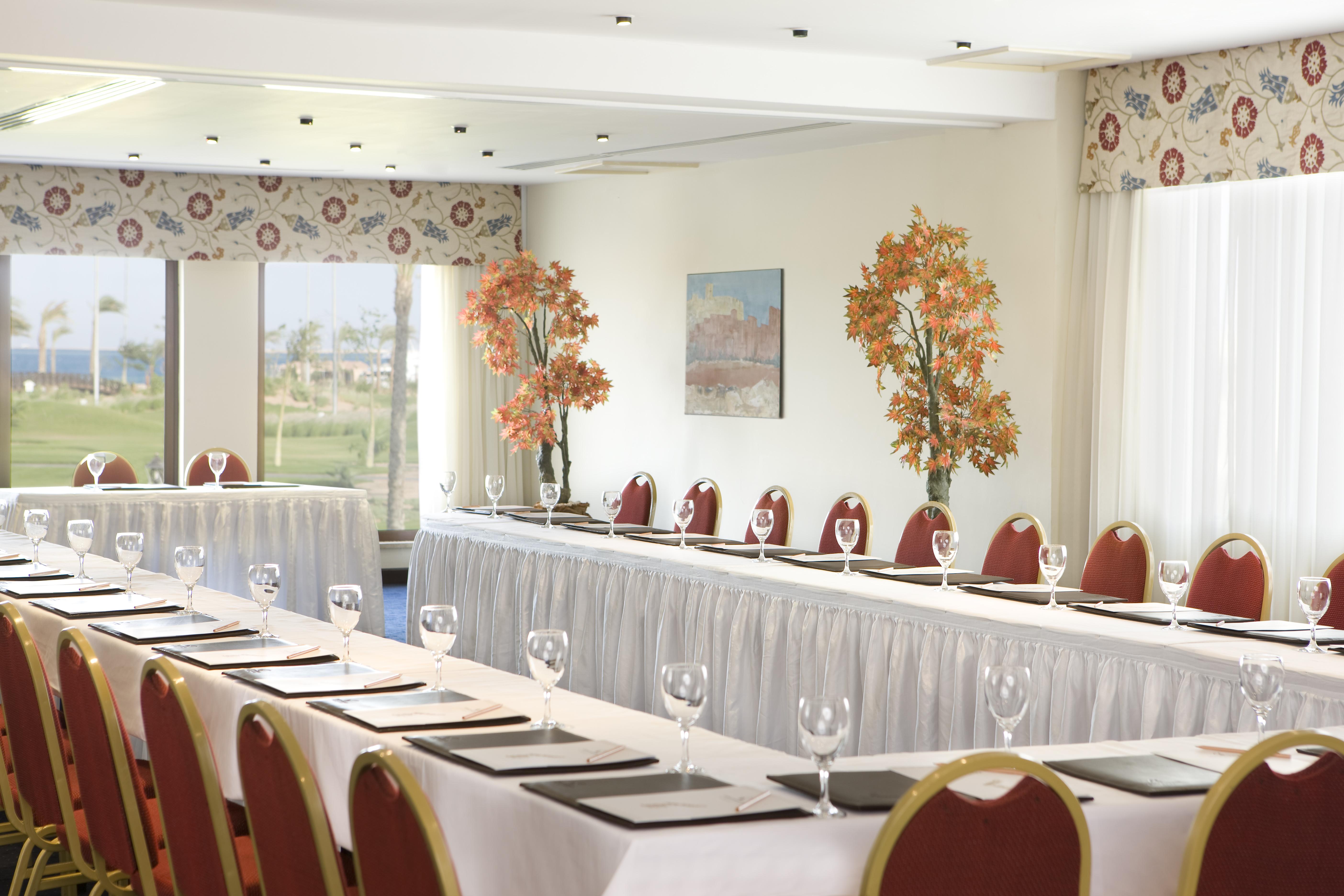 Steigenberger Aldau Beach Hotel Hurghada Esterno foto Meeting room