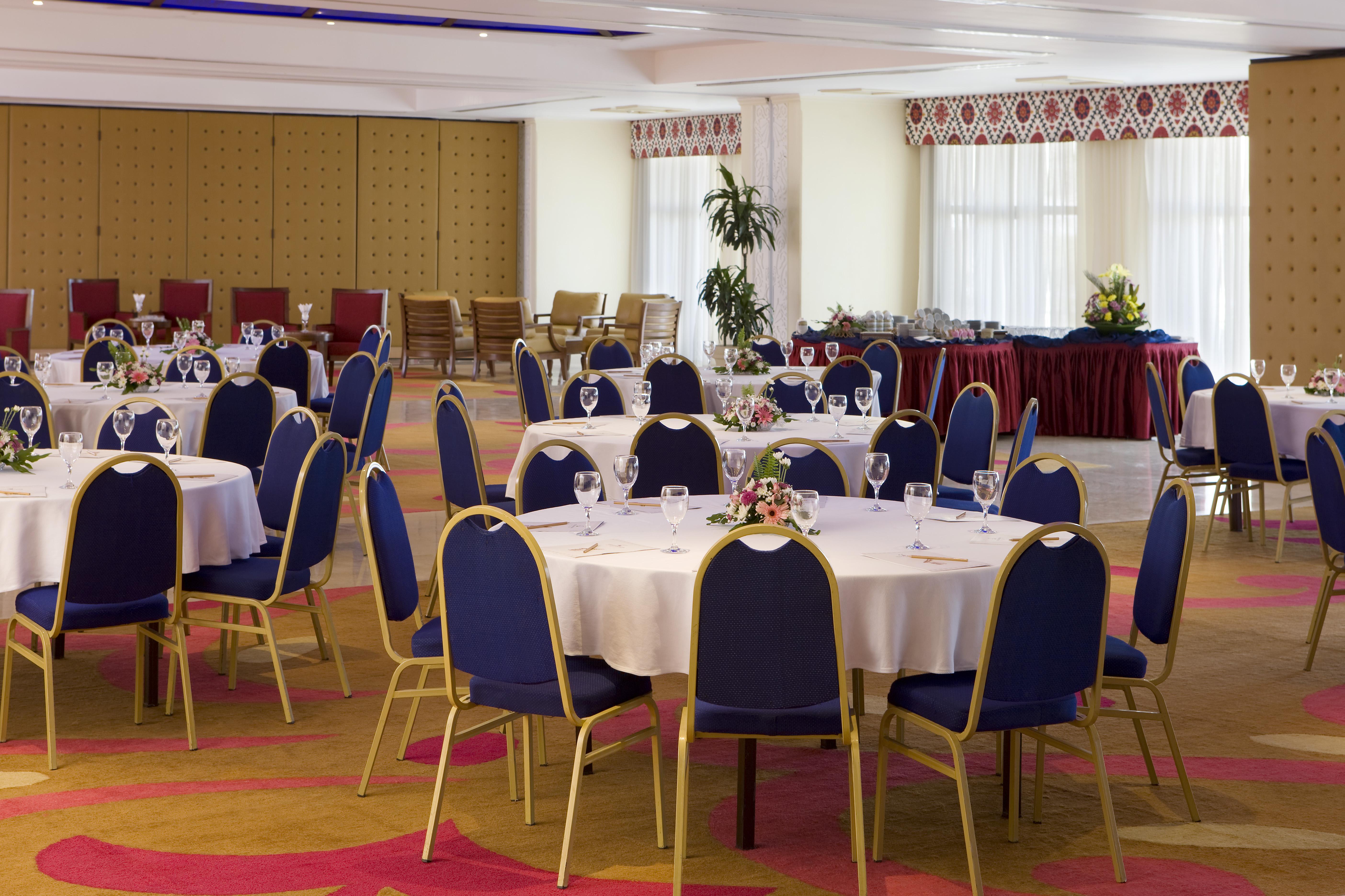 Steigenberger Aldau Beach Hotel Hurghada Esterno foto The ballroom at the hotel