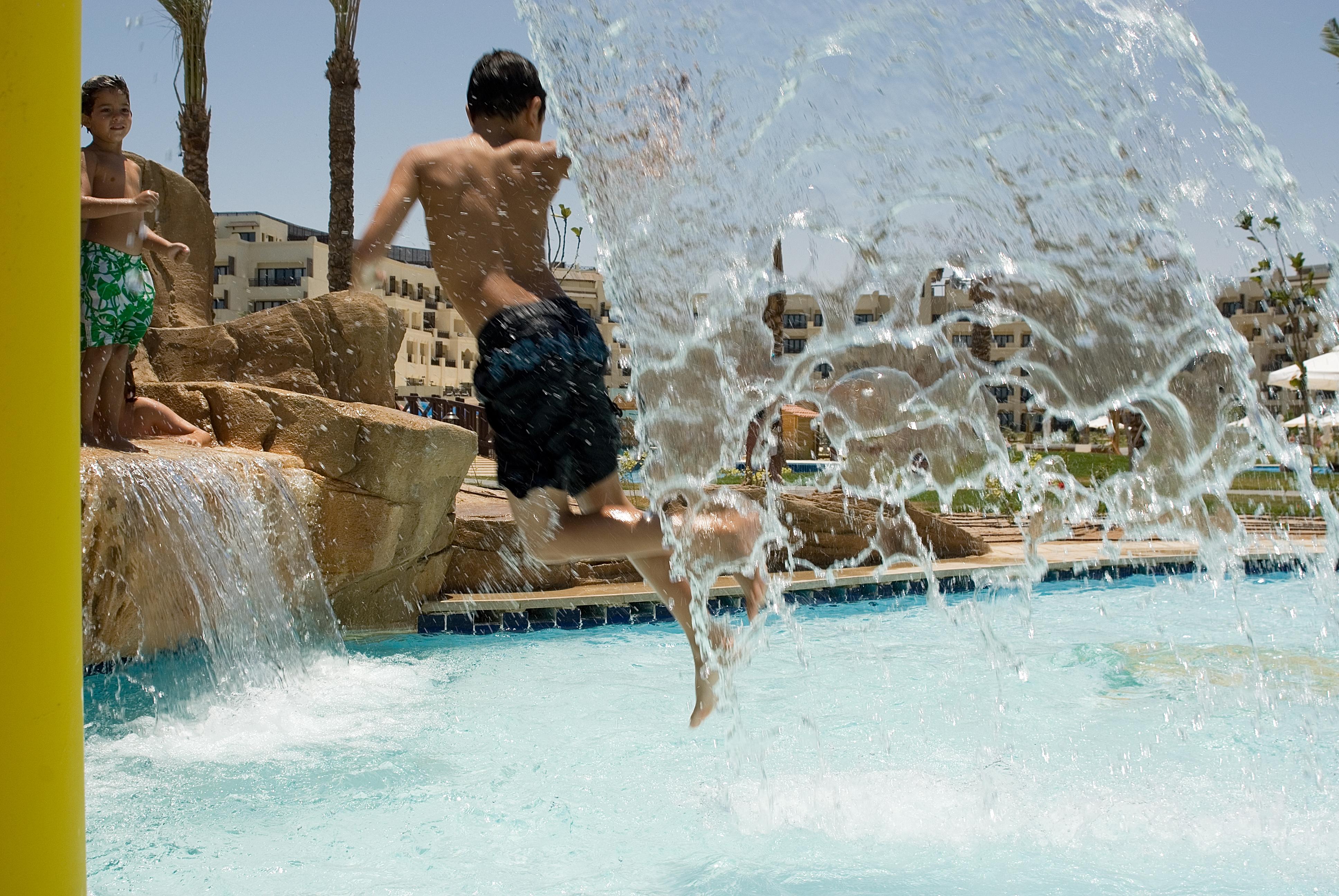 Steigenberger Aldau Beach Hotel Hurghada Esterno foto Splash Jungle Water Park