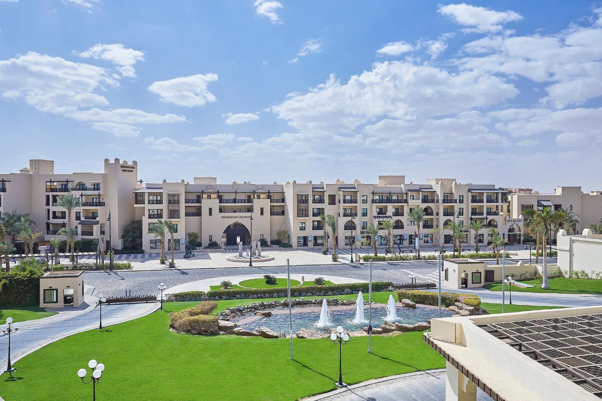 Steigenberger Aldau Beach Hotel Hurghada Esterno foto View of the University Campus