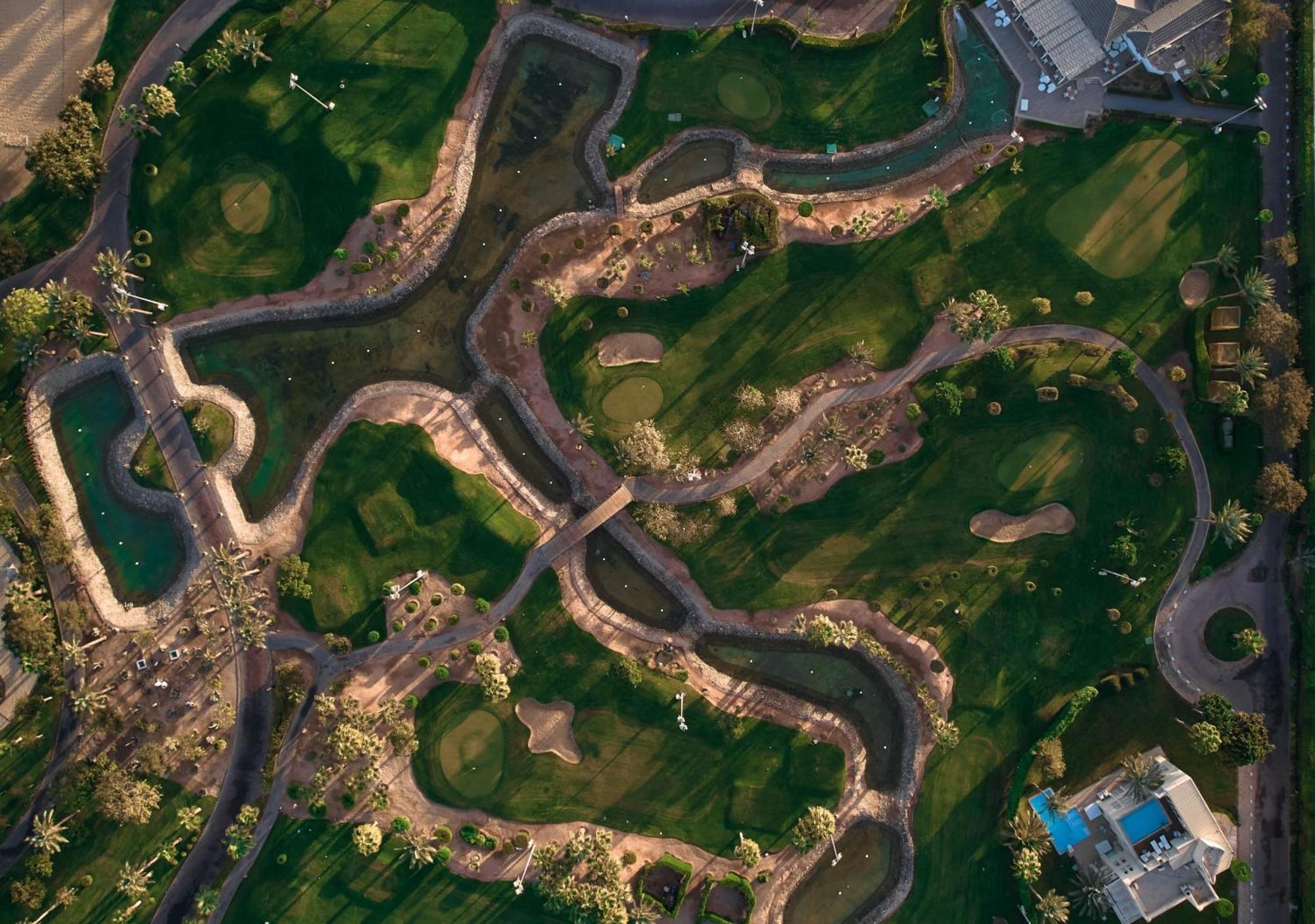 Steigenberger Aldau Beach Hotel Hurghada Esterno foto Aerial view of the course